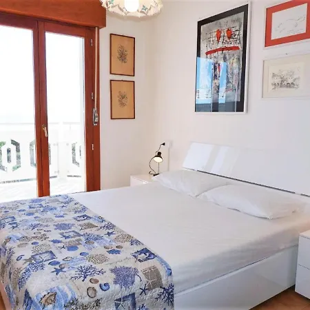 Belvilla By Oyo With Terrace Apartment Porto Santa Margherita di Caorle