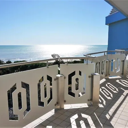 Belvilla By Oyo With Terrace Apartment Porto Santa Margherita di Caorle